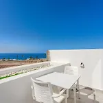 Caterina, Luxury With Heated Pool Ocean View In Adeje, Tenerife ヴィラ アデヘ