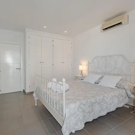 Villa Caterina, Luxury With Heated Pool Ocean View In Adeje, Tenerife