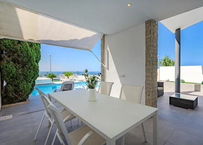 Caterina, Luxury With Heated Pool Ocean View In Adeje, Tenerife *