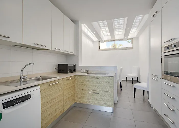 Caterina, Luxury With Heated Pool Ocean View In Adeje, Tenerife ヴィラ