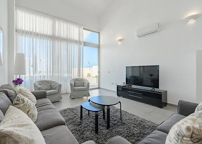 ヴィラ Caterina, Luxury With Heated Pool Ocean View In Adeje, Tenerife アデヘ