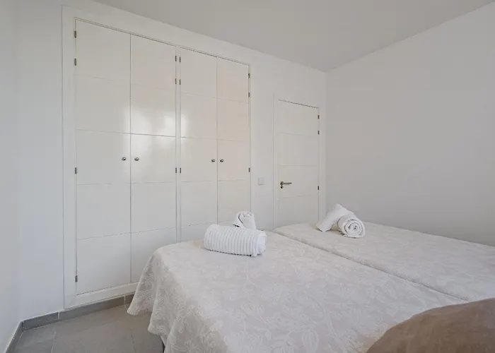 Caterina, Luxury With Heated Pool Ocean View In Adeje, Tenerife * 阿德耶